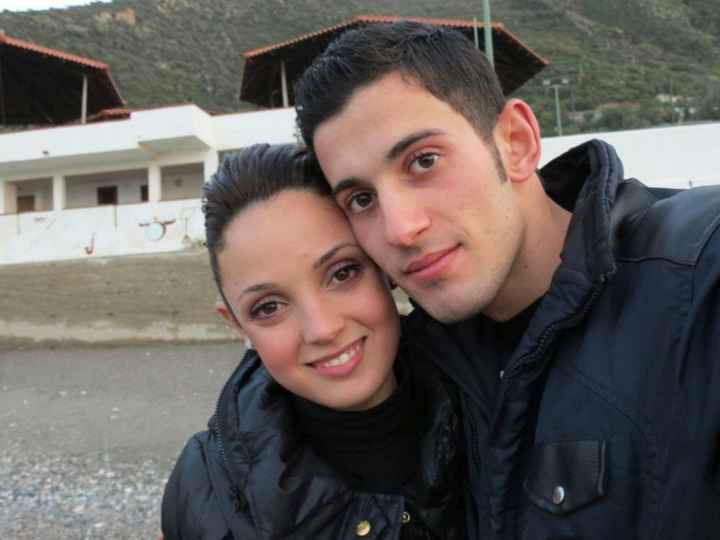 Sondaggio :) chi è il "bello"della coppia?  - 1