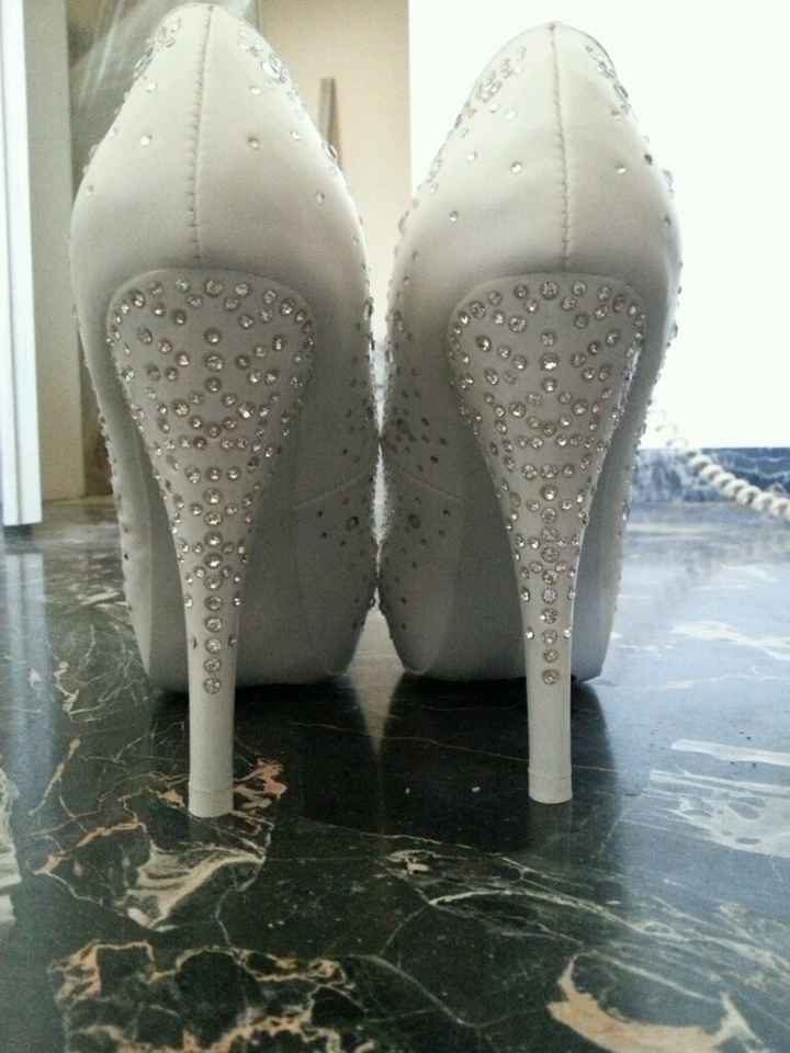 Mostratemi le vostre......scarpe & acconciatura! - 1