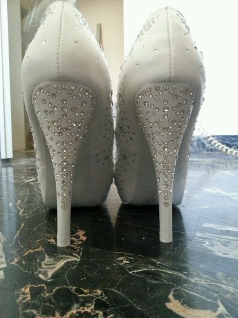 Mostratemi le vostre......scarpe & acconciatura! - 1