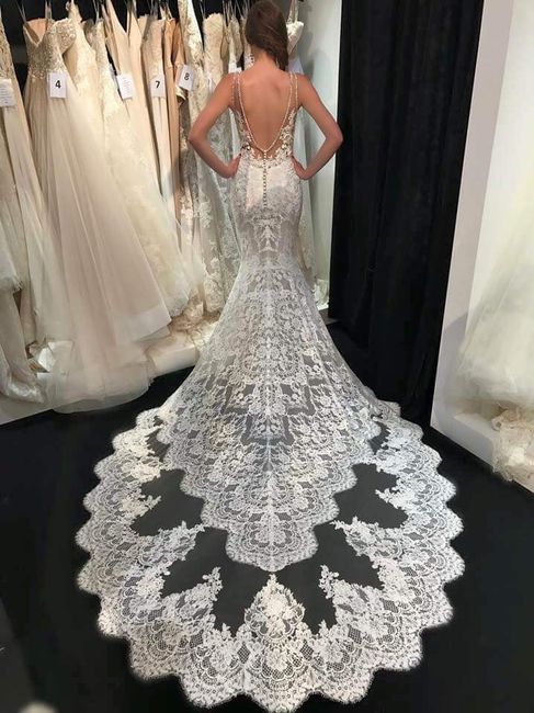  Duello: abito da principessa o da sirena? - 1