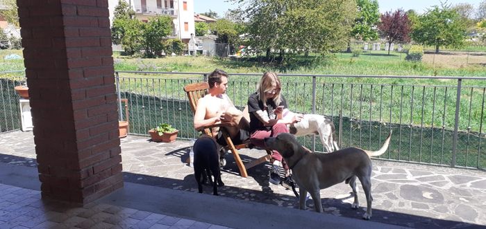 Postate una foto di voi due 👇 - 1