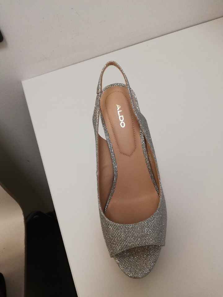 Vi piacciono queste scarpe? - 3