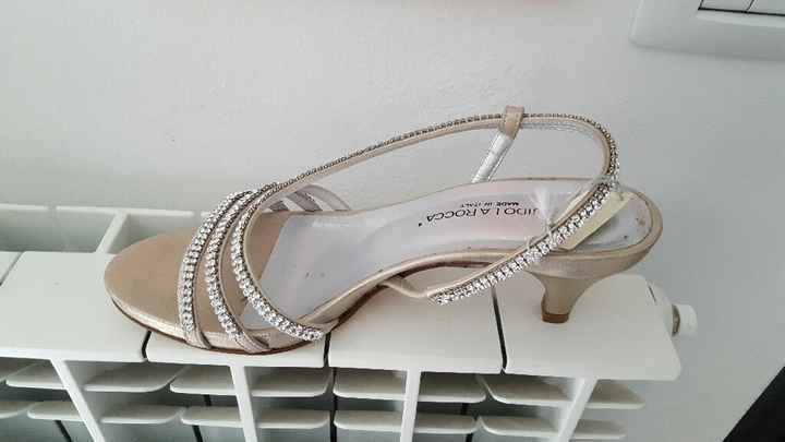 Sono curiosa di vedere le vostre scarpe. .. - 1