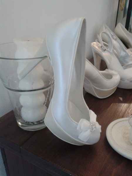 Scarpe..a me! dubbio colore..consigli! - 1