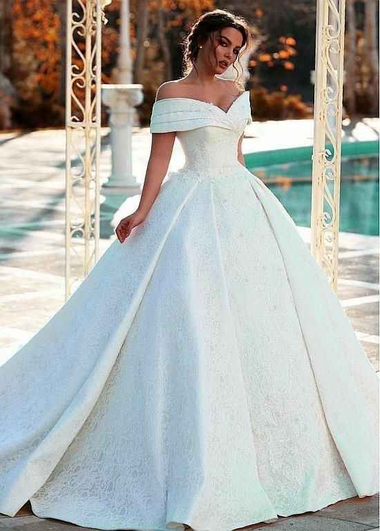 Accocciatura abito con scollo omerale - 4