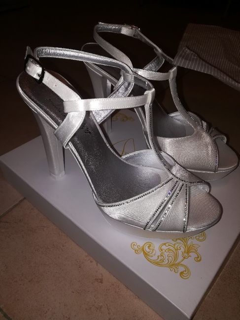 Le tue scarpe: tacco largo o tacco a spillo? - 1