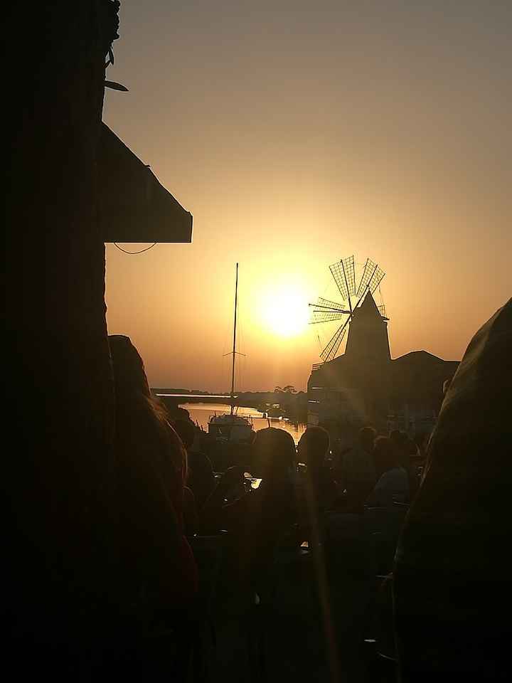 Amiche siciliane help... vacanze 👙👙 - 2