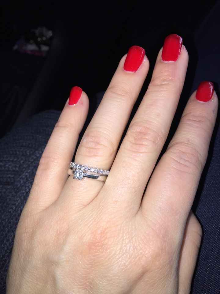 Come sono i vostri anelli di fidanzamento? - 1