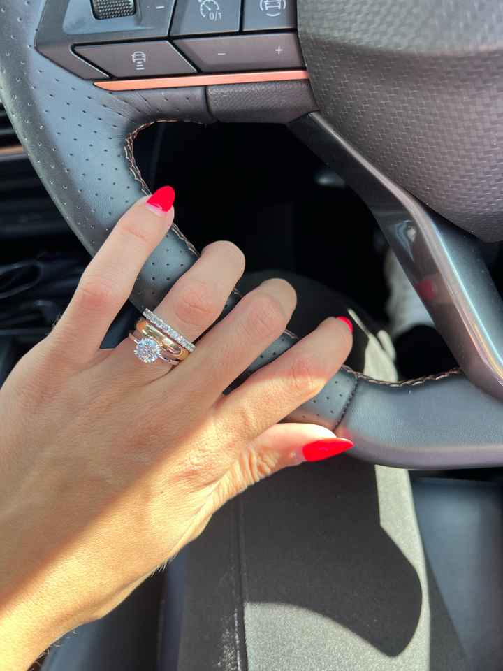 Come è il vostro anello di fidanzamento?? - 1