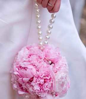 Bouquet della sposa compagno inseparabile della sposa: quali sono le caratteristiche principali del 