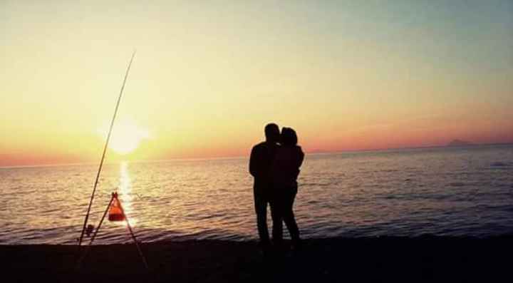 Postate una foto di voi due 👇 - 1