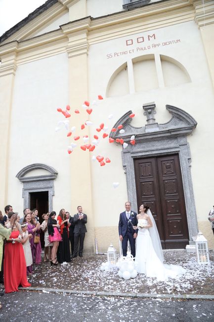Uscita chiesa, mongolfiera di palloncini