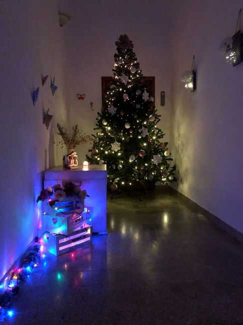 Tutto finito, puntale albero arrivato❤️ - 1