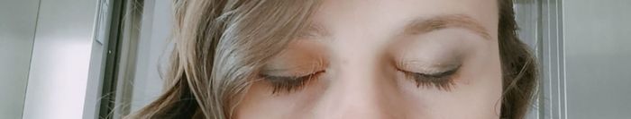 Trucco sposa con eyliner nero - 1