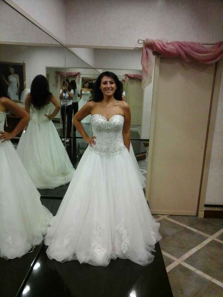 Cercando l' abito perfetto...