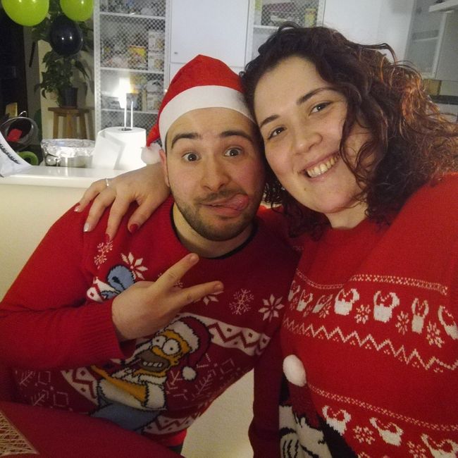 Indosserete maglioni di coppia natalizi? - 1
