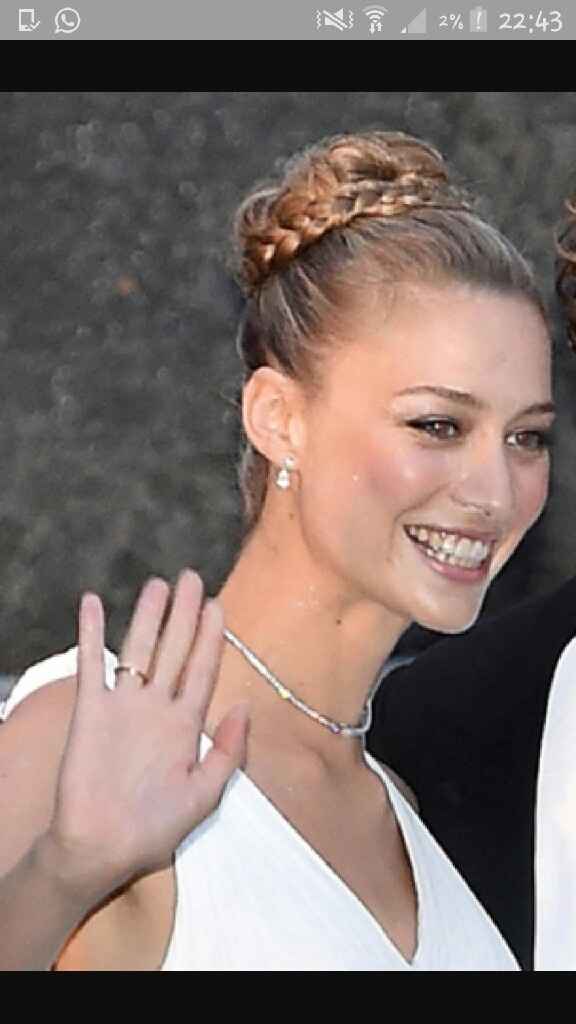 Pettinature raccolte - 2