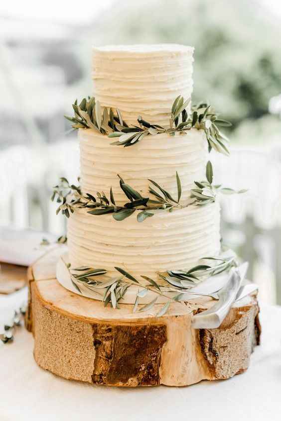 Mio wedding cake