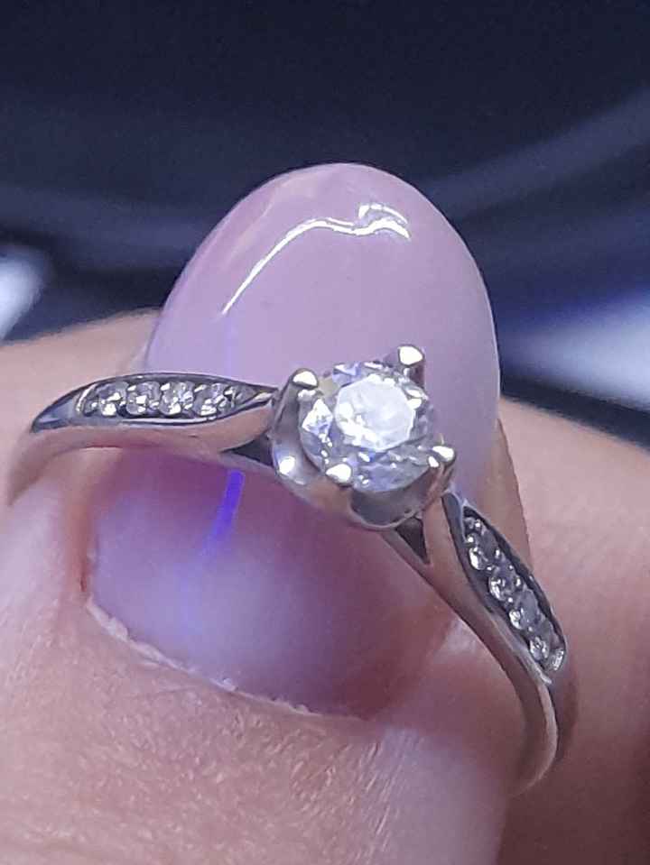Come è il vostro anello di fidanzamento?? - 1