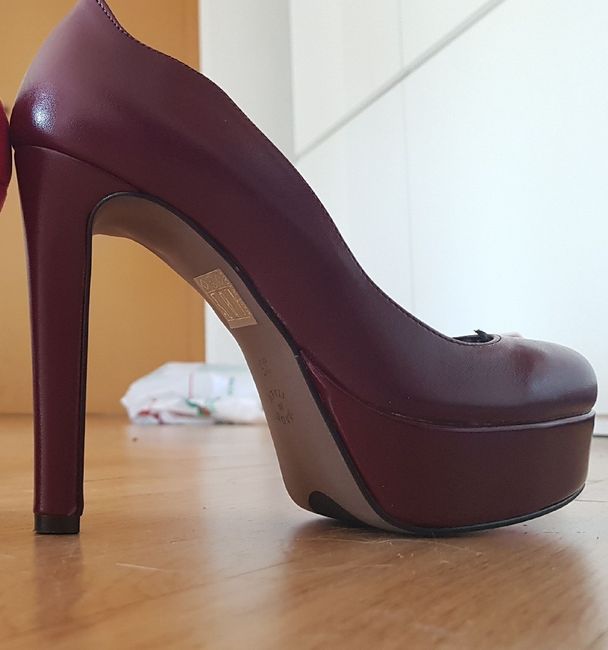 Il colore delle vostre scarpe 👠 - 1