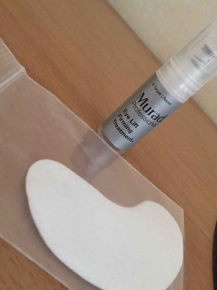 Cura per pelle secca e contorno occhi - 1