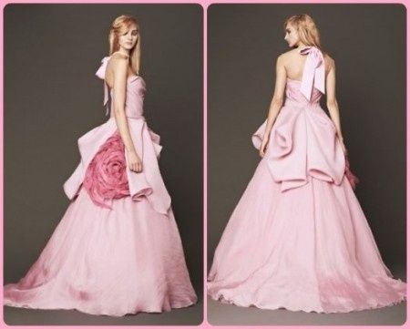 Abito da sposa rosa delicato