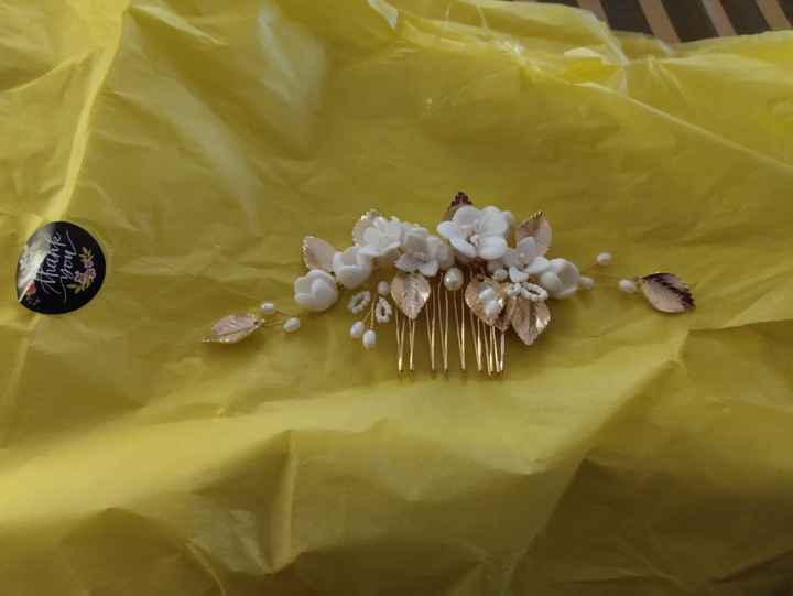 Accessorio per capelli - 1