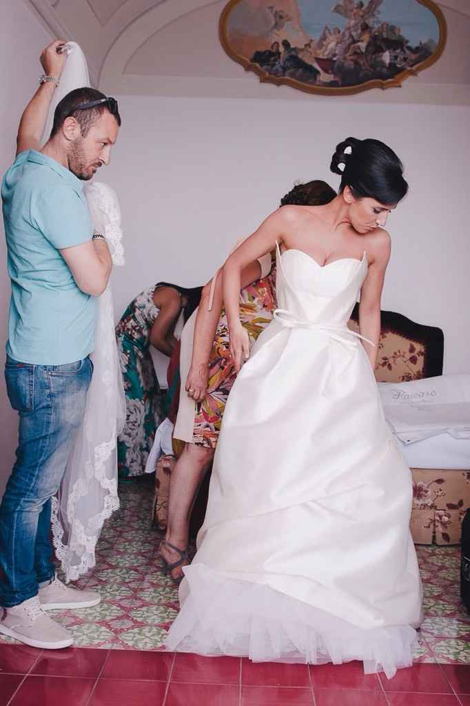 Questo é il mio abito e il vostro??? postate le foto!!!! - 1