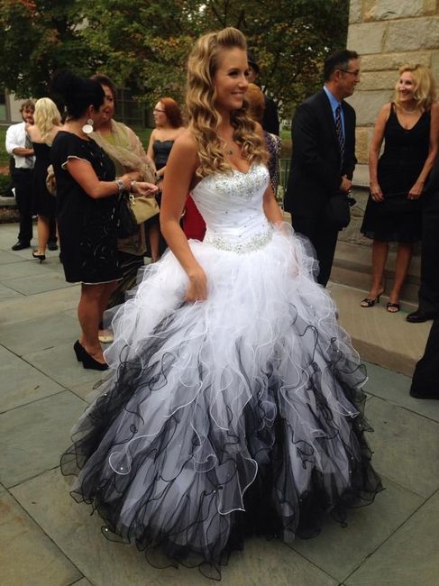 Abiti da sposa colorati tendenza 2019 - 12