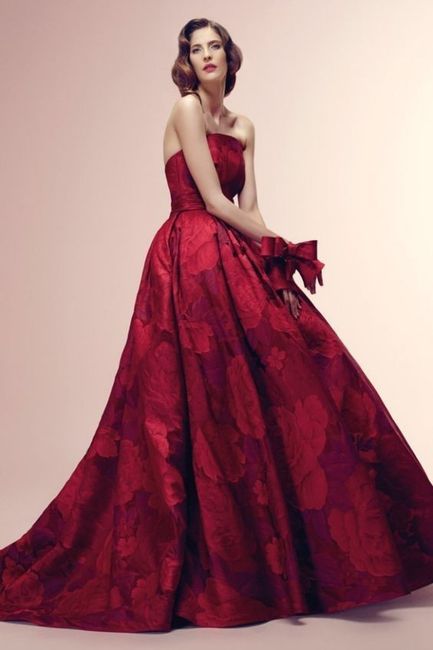 Abito da sposa in rosso - 9