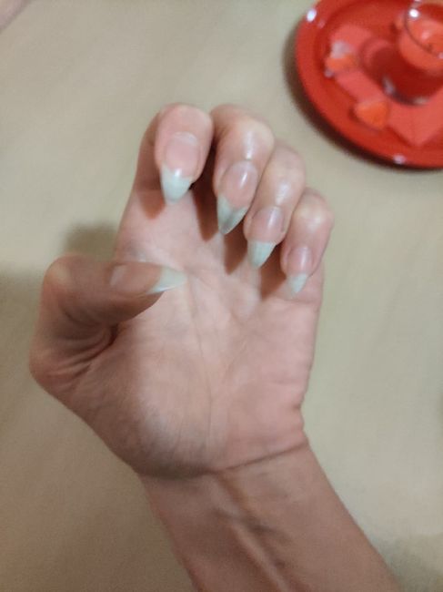 -2 e unghie pronte 1