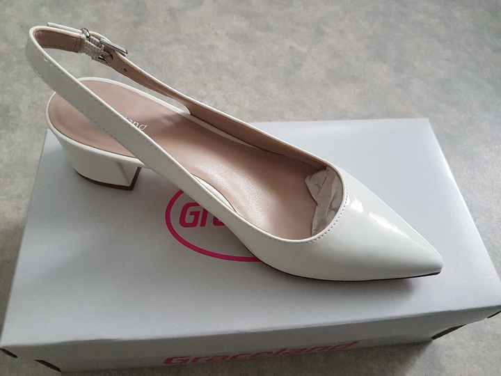 scarpe prese Aiuto? - 3