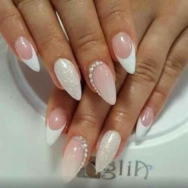 Che tipo di manicure?? - 2