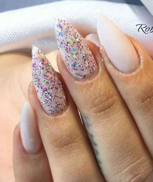 Acconciature, trucco manicure - 5