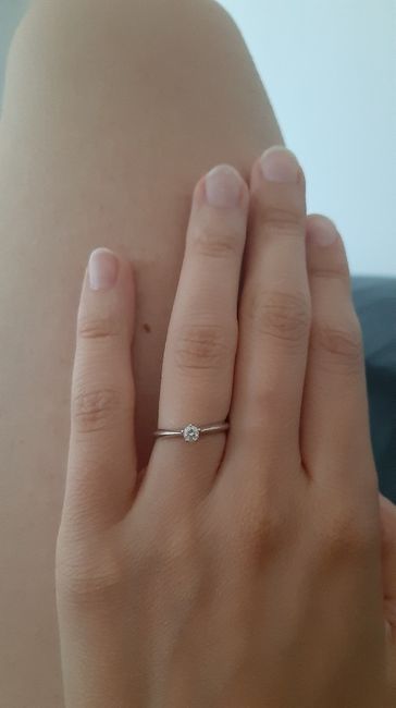 E ora mostraci una foto del tuo anello di fidanzamento! 23