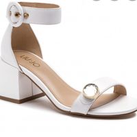 Disperata 😭👠 - 1