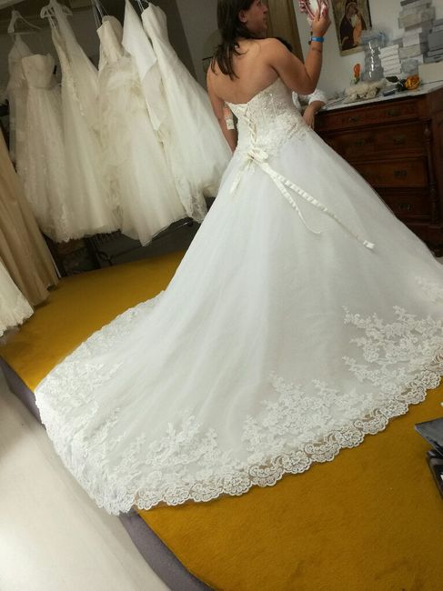 Sposa curvy un po' demoralizzata - 1