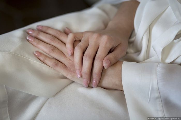 Idee per la manicure del giorno del matrimonio 6