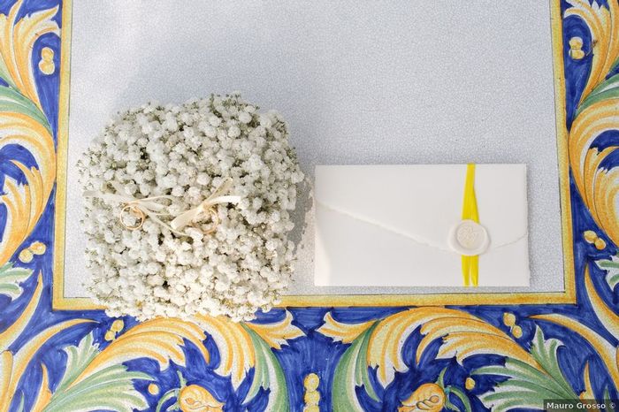 Giallo e grigio: come decorare le tue nozze con i due colori di tendenza del 2021 - 20
