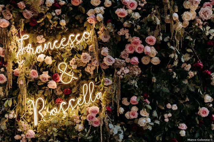 10 decorazioni luminose per creare un'atmosfera romantica alle nozze 7