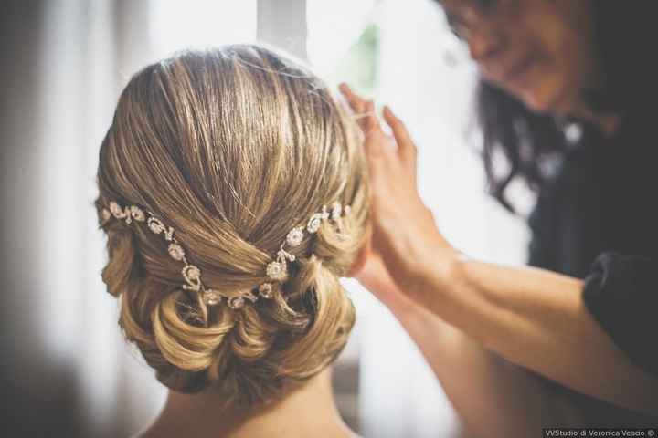 Vota questa acconciatura sposa - 1