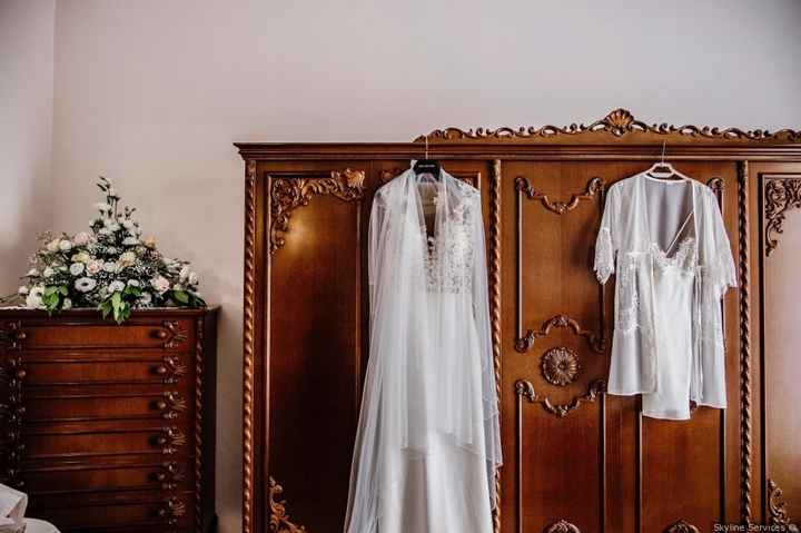 Non vorrei che l'abito... - 1