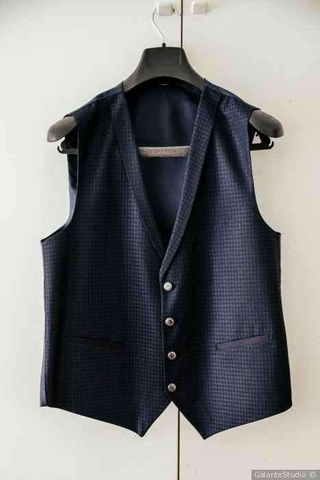 Gilet per il vestito da sposo: sì o no? - 1