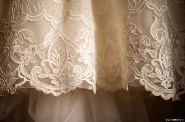 Quale è il tessuto del vostro abito? - 1