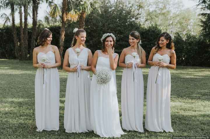 Scegli il colore dei vestiti delle damigelle d'amore che preferisci 🏳️‍🌈 - 4