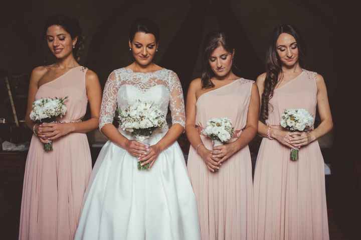 Scegli il colore dei vestiti delle damigelle d'amore che preferisci 🏳️‍🌈 - 9