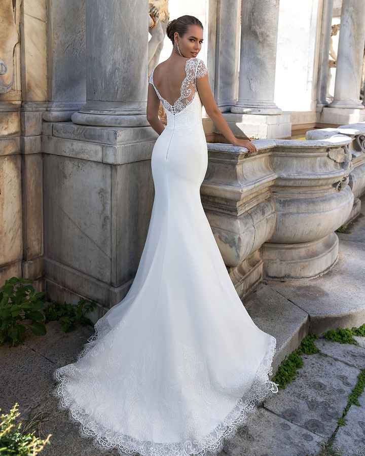 Abito a sirena: quale dei due? - 1