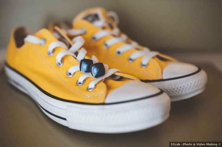 Giallo e grigio: come decorare le tue nozze con i due colori di tendenza del 2021 - 30