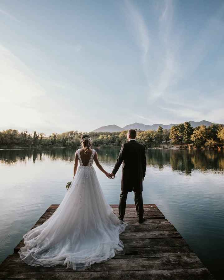 Coppia: la foto con più ❤️ è... - 1