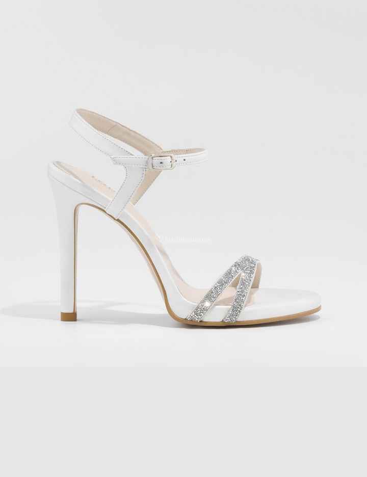 Scegli le scarpe da sposa più adatte a te - 2